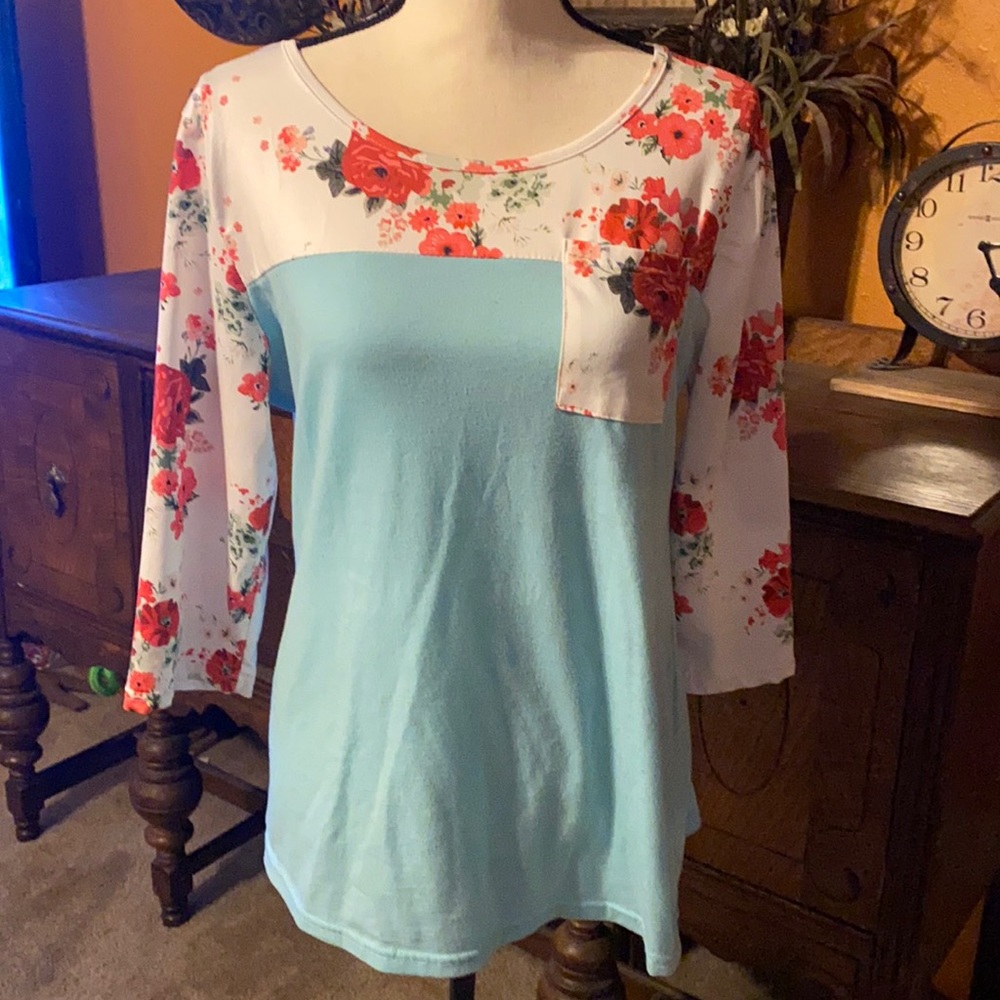 Floral Top L